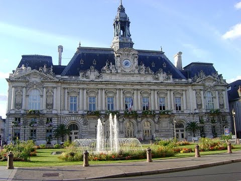 Places to see in ( Tours - France ) Hotel de Ville de Tours